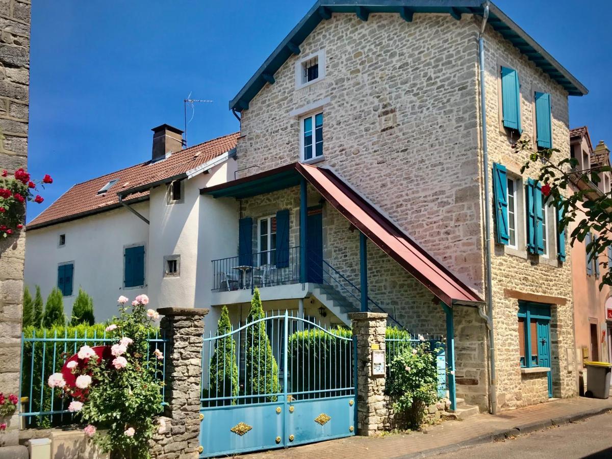 Manoir Saint-Pierre Bed & Breakfast Villersexel Exterior foto