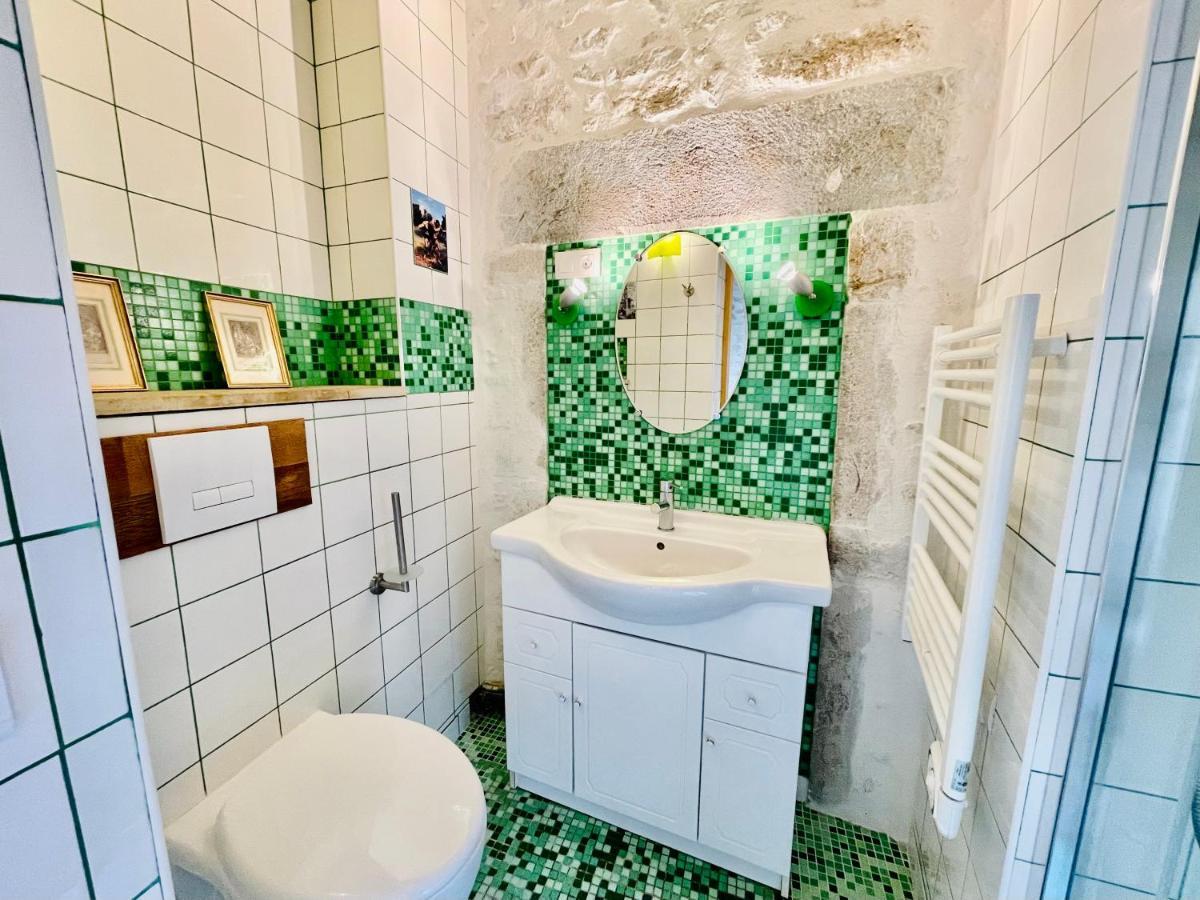 Manoir Saint-Pierre Bed & Breakfast Villersexel Exterior foto