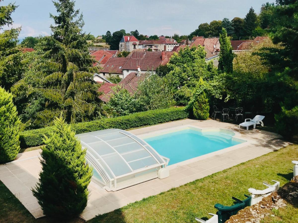 Manoir Saint-Pierre Bed & Breakfast Villersexel Exterior foto