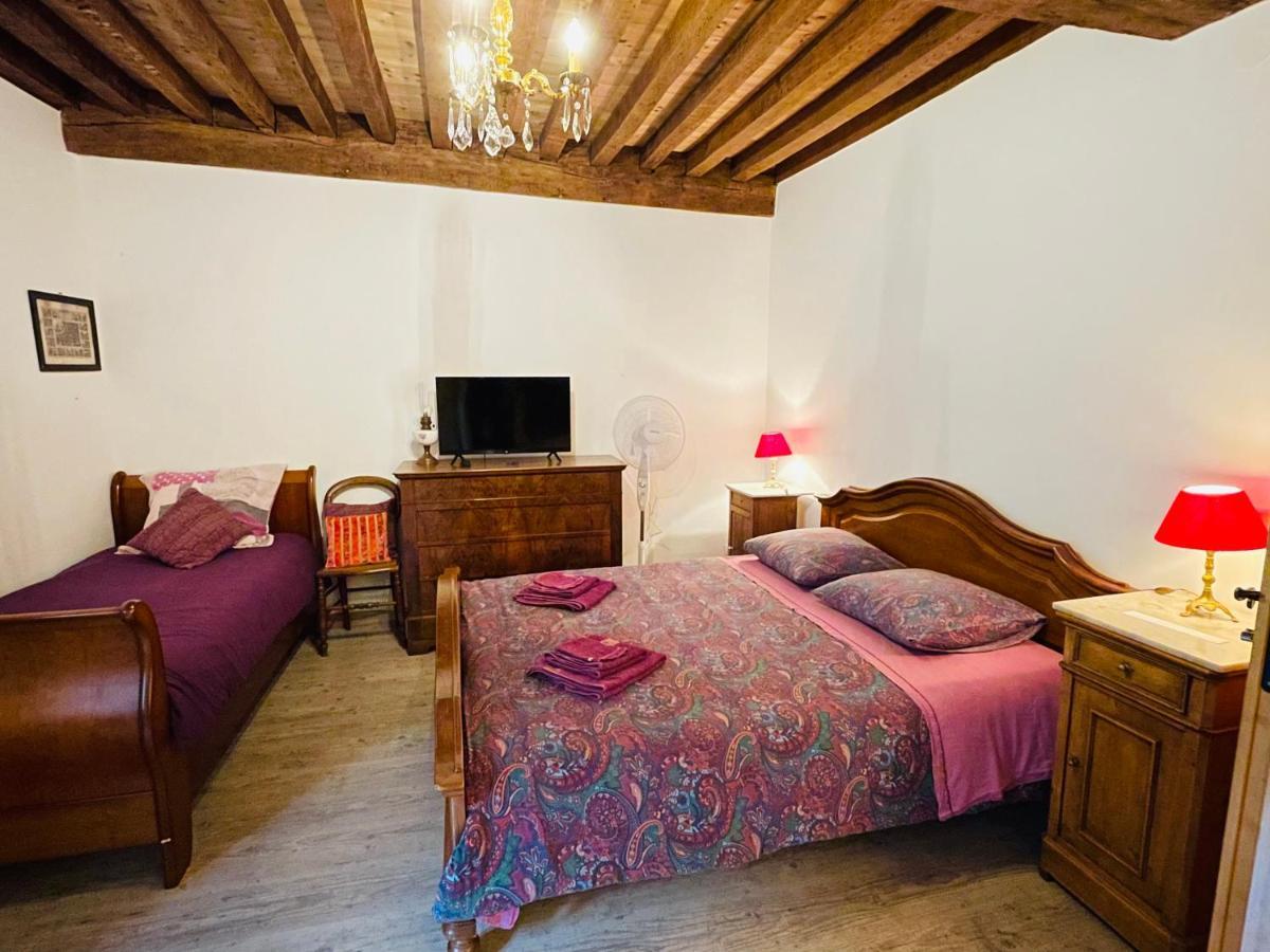 Manoir Saint-Pierre Bed & Breakfast Villersexel Exterior foto